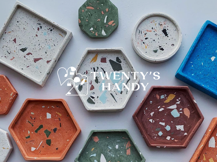 Shop TWENTY'S HANDY on Atome