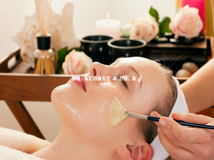 Dr. Audrey & Dr. R Clinic