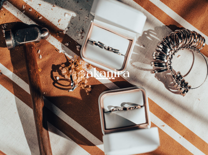 Shop Pakanira on Atome