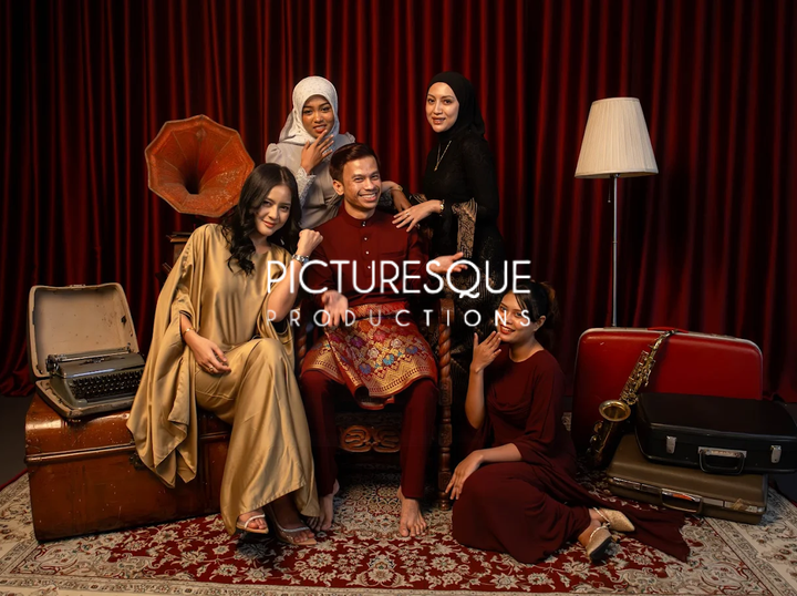 PICTURESQUE PRODUCTION 